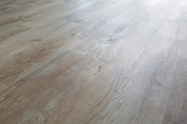 Vloer laten leggen